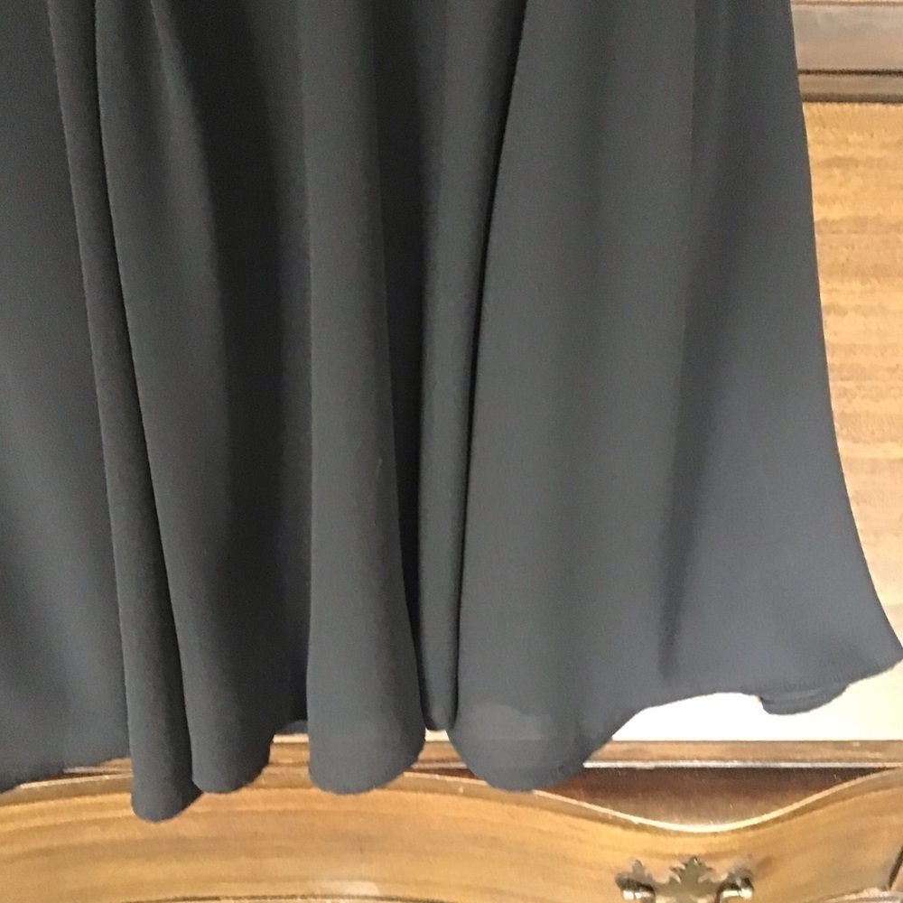 Express LBD - Picture 4 of 8
